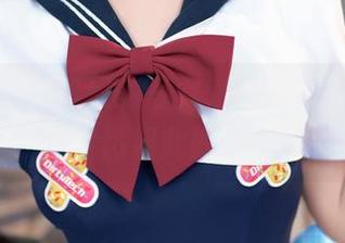 看Bangni邦尼的写真，杀戮都市和柔美竟然如此的搭。
