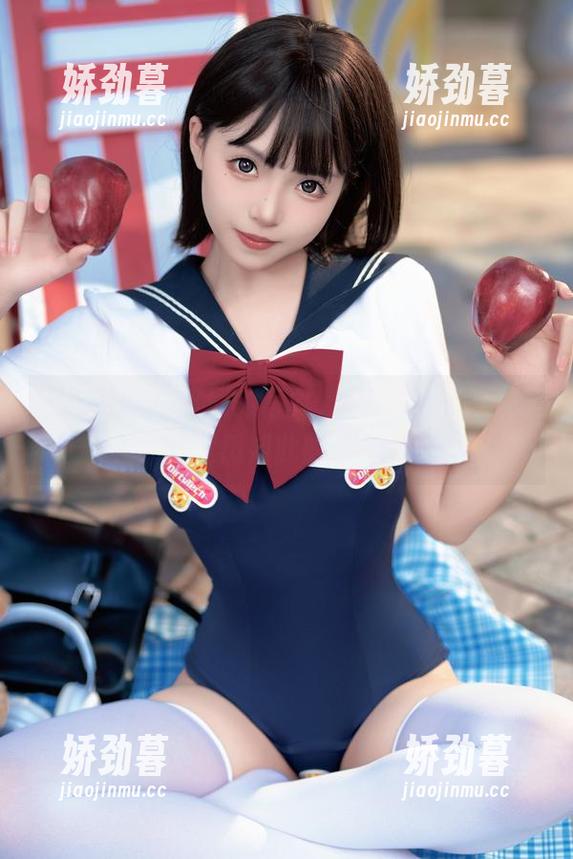 看Bangni邦尼的写真，杀戮都市和柔美竟然如此的搭。