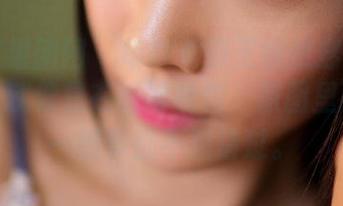GIRLT果团网 – 每次看到王婉悠穿礼服的样子，就像是在逛博物馆，原图里面的每一细节都不想错过。