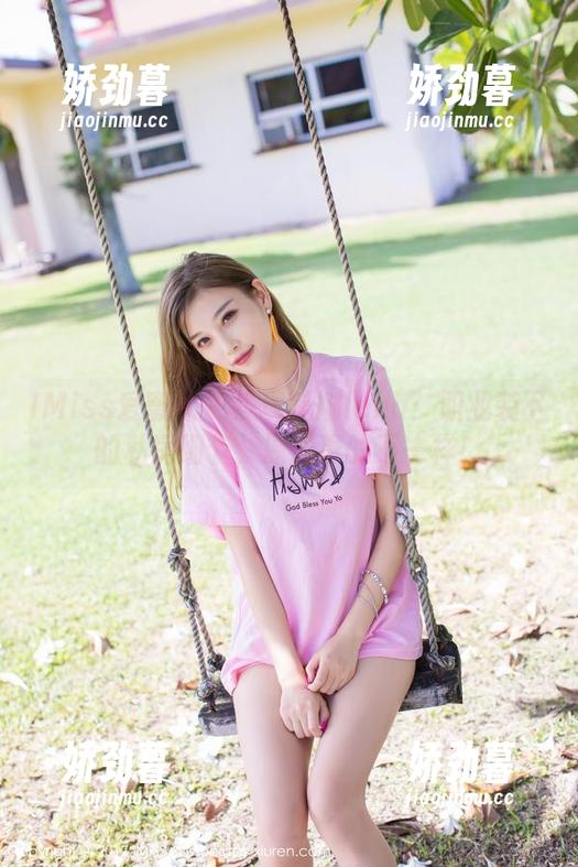 IMiss爱蜜社 - 发现莉娜lena：职业装下的私房细节，原图真的不一样！