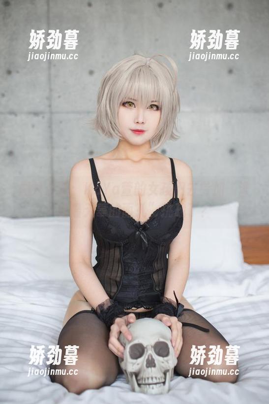 图片合集：KaYa萱的女孩们去参加“谁是最无辜的面孔”挑战了？