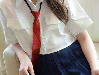 MFStar模范学院 – 看沈佳熹的美脚套图，更新之后的视角都不一样了，期待她下次再搞点花样！