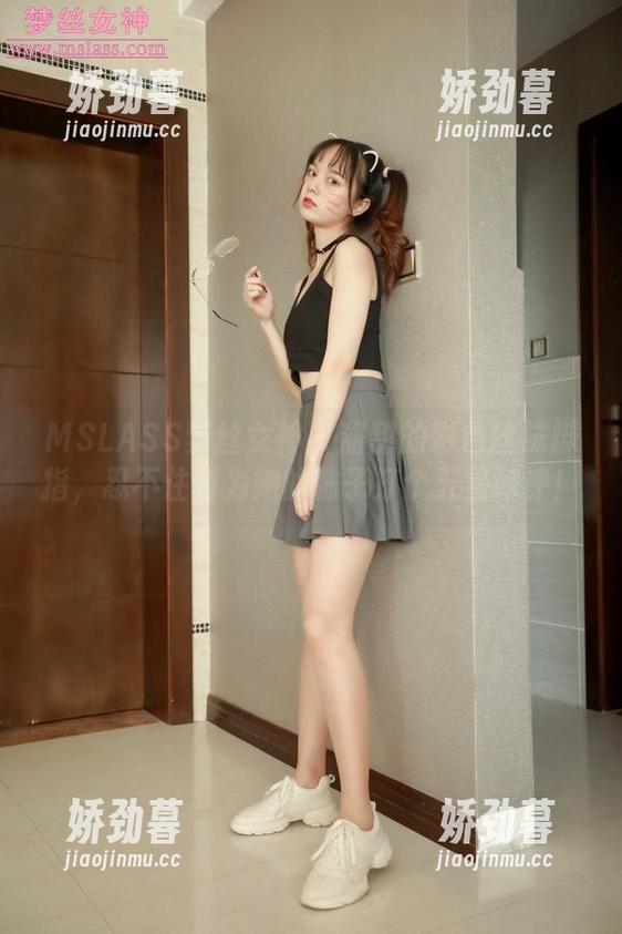 MSLASS梦丝女神 - 甜甜的彩色丝袜脚指，忍不住要为她的袜子打个五星好评！