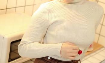 坐着机车，Nyako喵子和她的无圣光“作品”是怎样的体验