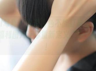 ROSI写真 – 谁说白色不能打破常规？恋恋的福利图片让你重新定义“白”的含义！