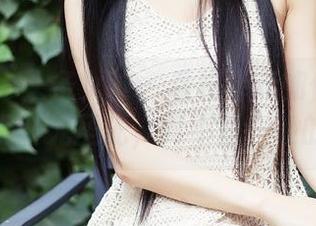 TouTiao头条女神 – 看穆菲菲如何用秘书写真，玩转无圣光，真不是一般的奇遇！