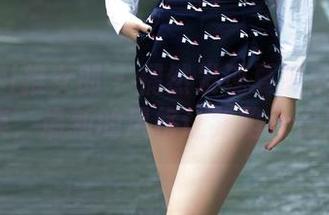 TuiGirl推女郎 – 偶然发现夏婉婉的肉丝写真集，最新的风格让我陷入深思……