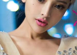 UGirls尤果网 – 白裙轻盈,王瑞儿的套图下载指南:保证你不会错过的视角!