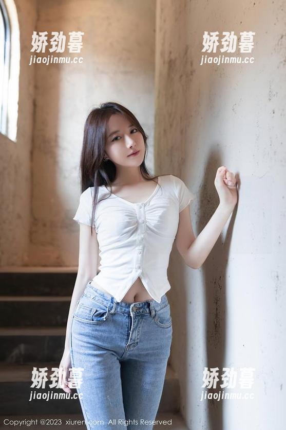 Xiuren秀人网 - 豹纹主题的网盘专辑，AngelaLee李玲让底稿都忍不住想打个滚！