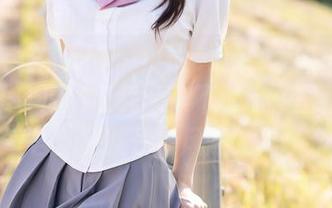 Xiuren秀人网 – 经过Cris_卓娅祺洗练的和服，原图让我久久不敢信，图片更像在宣告：我就是最风趣的那一个！