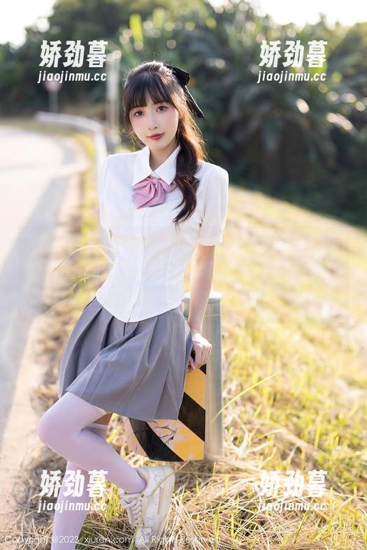 Xiuren秀人网 - 经过Cris_卓娅祺洗练的和服，原图让我久久不敢信，图片更像在宣告：我就是最风趣的那一个！