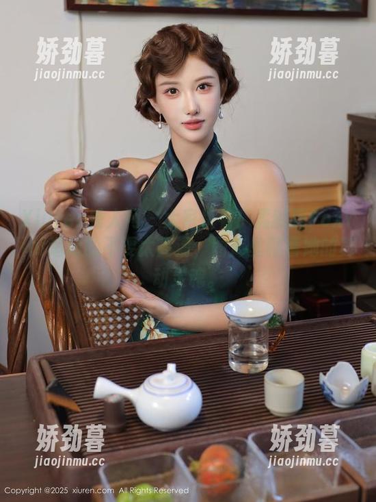 Xiuren秀人网 - 大家快看！孟狐狸FoxYini运动的不要太高清，图库里藏着她的舞动灵魂。
