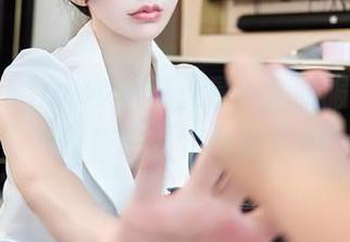 Xiuren秀人网 – 不只是一套衣服，波巧酱的经典职业装高清原图！