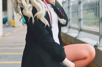 在线直击puypuy的纯白之旅，没想到白的也可以这么个性！