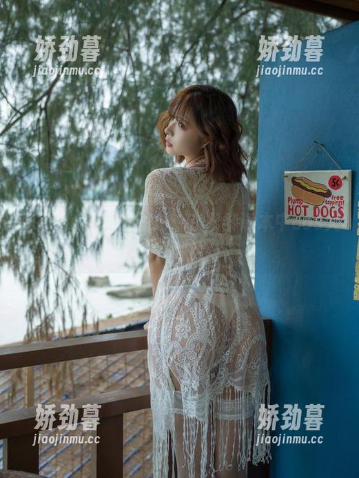 yuuhui玉汇的图册：在巴黎课本中cos大作战！