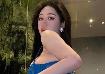 微密圈 – 看！不爱笑的赛琳的长腿照，竟然让人停不下来，私房图片里的互动！