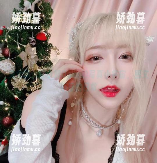 兔女郎：啾小妍Deer的写真小宇宙，图文不符的日常