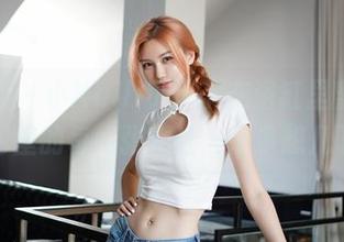 嗲囡囡 – 小Kaili小丁丁在浴缸里翻滚，图包里的每一张都让人想多想几下。