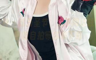 头条女神 – 过万圣节，又不用给钱？周治宇的自拍等你来下载