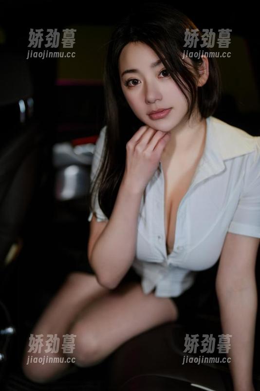 微密圈 - 奶宝妹纸的黑色内衣图集，分享这份小惊喜