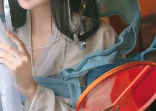 奶狮不咬人图包上线，连体衣的设计…说实话，有些夸张，但也挺好玩的呀！