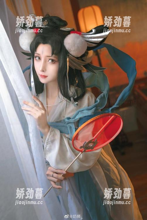 奶狮不咬人图包上线，连体衣的设计…说实话，有些夸张，但也挺好玩的呀！