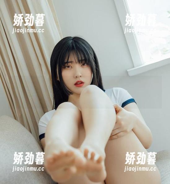 谁说破洞牛仔裤有限？宋哈娜(송하나)的宅家版，来网盘下载试试