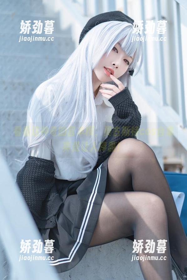 看看这神奇的宫本樱，奥古斯特cos合集真是让人捧腹！