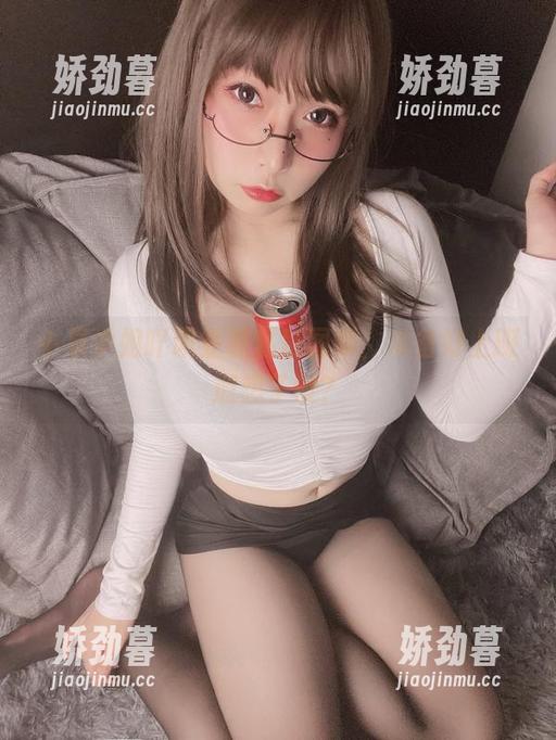 小泉学姐吖职业装私房图集，准备好上班遐想了没？