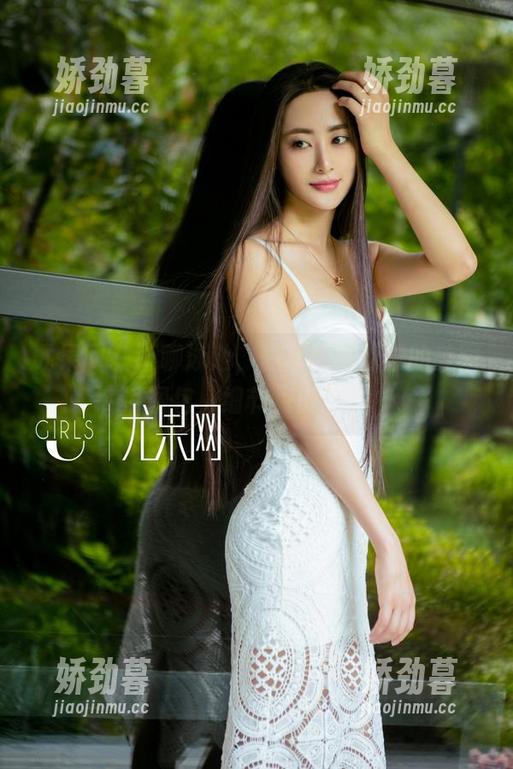 尤果网 - 不聊泳池，静静欣赏球球的美图图包，细节见真章。