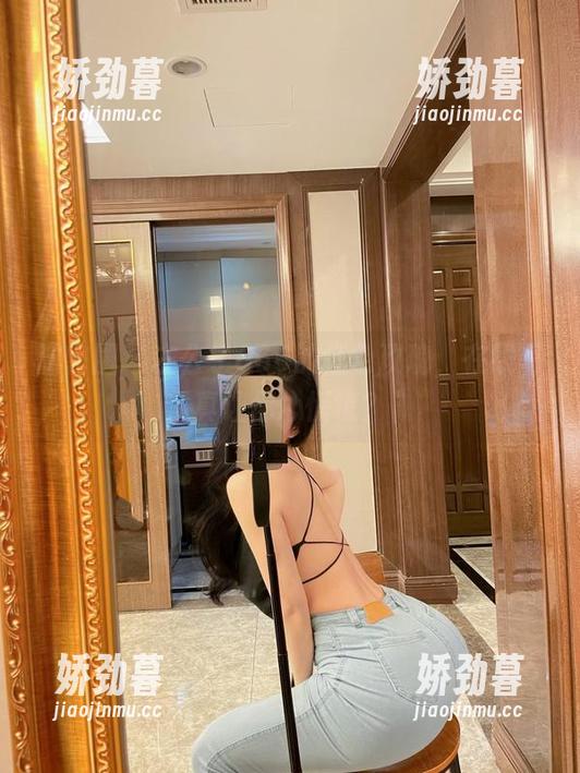 微密圈 - 左公子666的红色玫瑰，在线写真让你心慌慌？