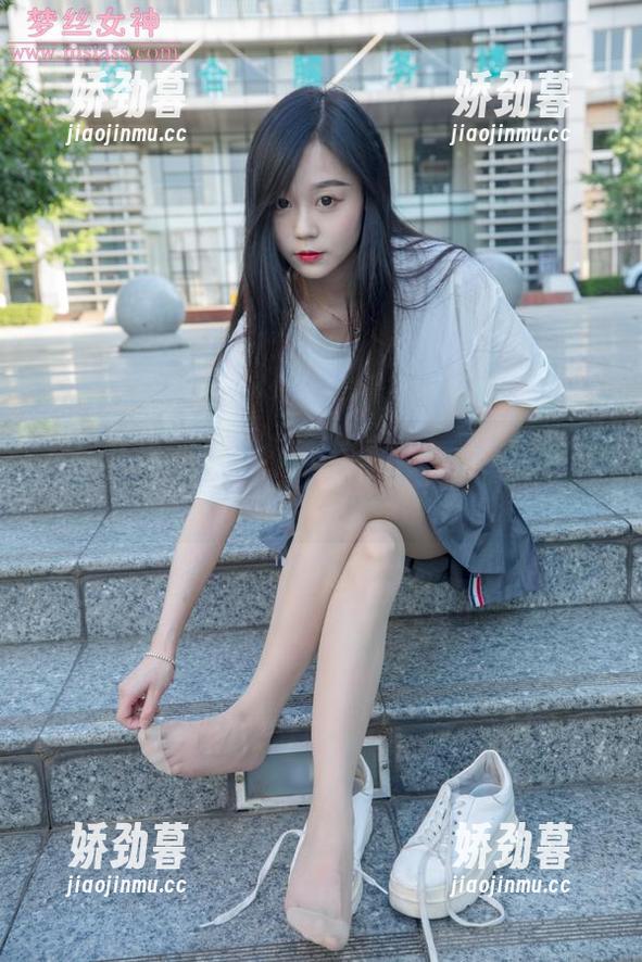 梦丝女神 - 乔儿内衣写真：不只是一张图，下载这个不能错过