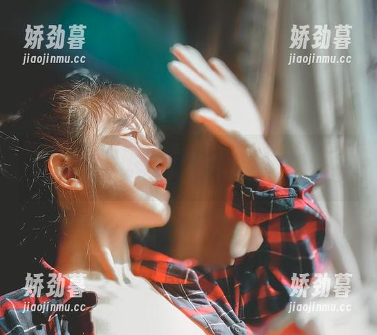 樱晚gigi的图片和铃声，一个比一个吸引，是时候把我的拍照技术升华到“音响”级别了！