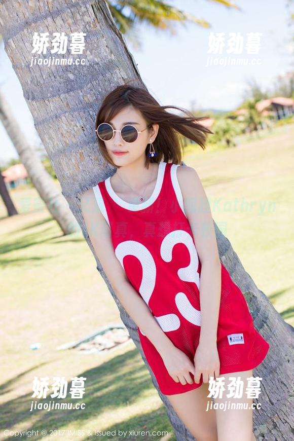 爱蜜社-小狐狸Kathryn 爱蜜社 - 又双叒叕更新!小狐狸Kathryn的JK写真,真想打卡校园