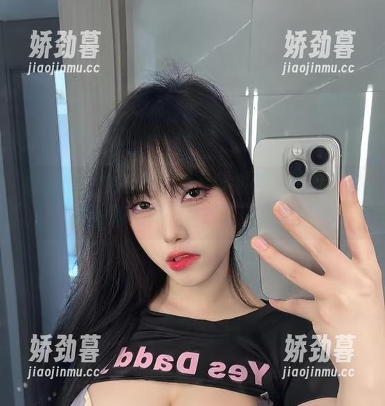 微密圈 - 免费套图是个好东西，琳铛铛和她的双马尾…真想多看几眼！