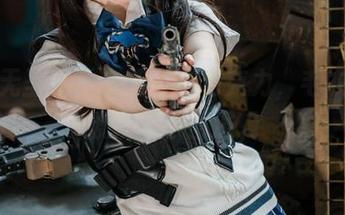 敢发无圣光的白莉爱吃巧克力，毛衣穿出撩人的原图逻辑