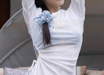 秀人网 – 哎呦，这就是朱可人版的“厨娘”？我觉得可以出一次“插画系列”了！