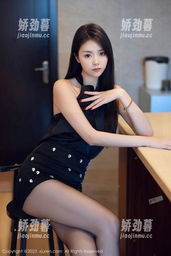 秀人网 - 随水而动：杨玉奴水手服图包里的轻松日常