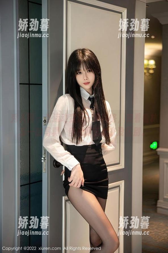 秀人网-林乐一 秀人网 - 当运动变成一种风格,来看看林乐一的写真,自拍跟艺术家没区别。