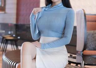 秀人网 – 写真的王婉悠Queen在运动服中：定位模糊，有点像聚光灯下的散步和瞥见。