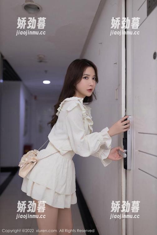 秀人网 - 重口味？软情似乎在蕾丝图包里偷偷撒了点糖！
