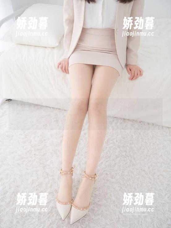 紧急企划 - 想要高能的黑丝女仆图包？奶昔带你做快乐的视觉游民！