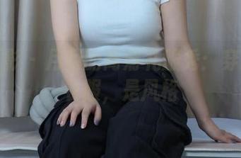 绮梦摄影 – 月月的高清礼服秀：穿的不是衣服，是风格