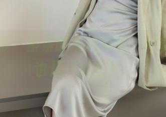绮梦摄影 – 蔡蔡的最新写真，裤里丝其实也是一种哲学…