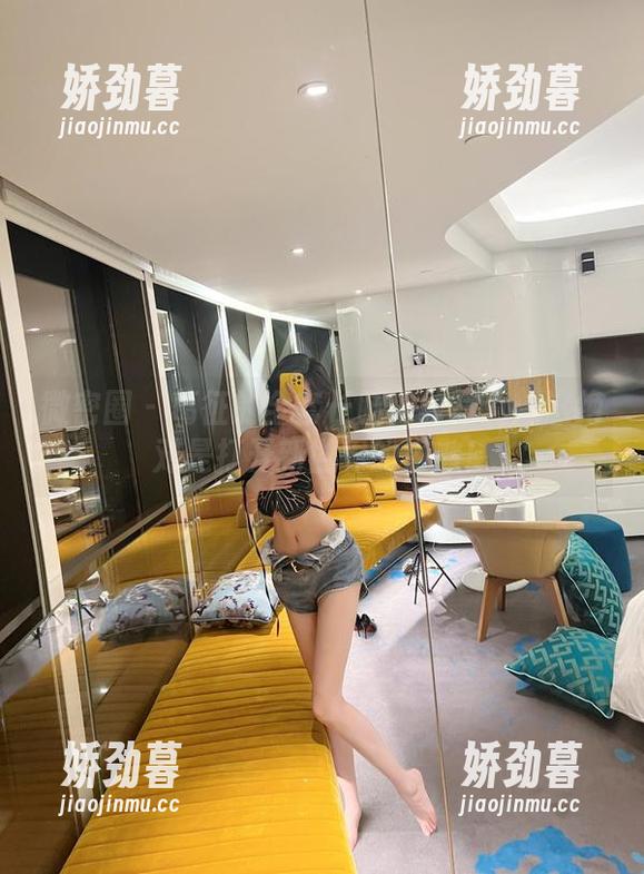 微密圈 - 葛征的全套长腿豹纹写真：这绝对是打开新世界的钥匙！