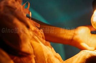 蜜桃社 – Gina的毛衣：不怕轻狂，就怕言语不及美图之美！