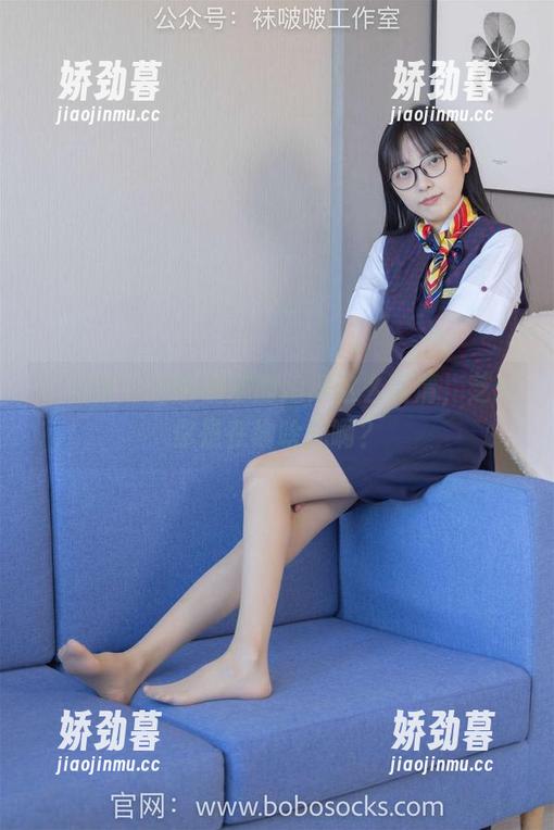 袜啵啵 - 连瑜伽都能拍得这么高清，芝士你是在偷啥光啊？