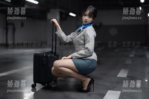 图片记录轩萧学姐：沙滩竞泳不止于“种草”，可是一定要有定制这件事！