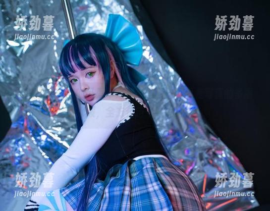 阿寨寨ninja的可爱不是单一的原图，而是写真的多重撩拨，全方位击中我的心！