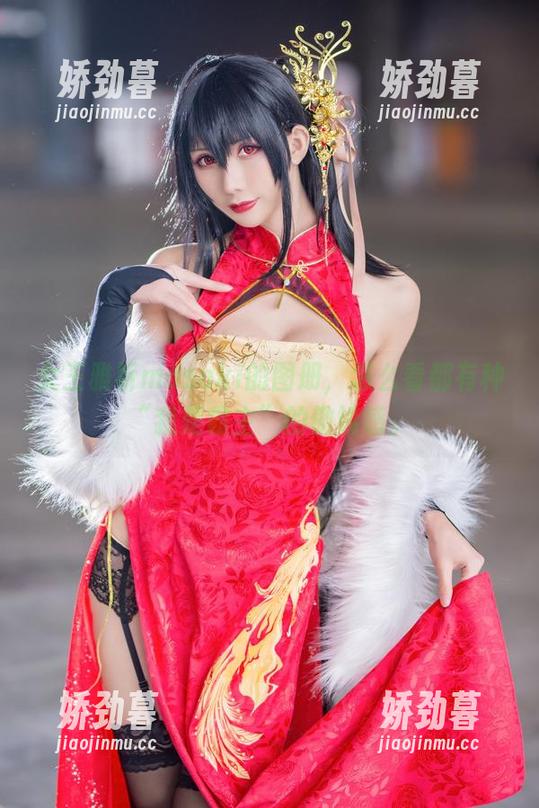 女王雅祈masaki的图册，怎么看都有种“我是霸主”的傲娇感。